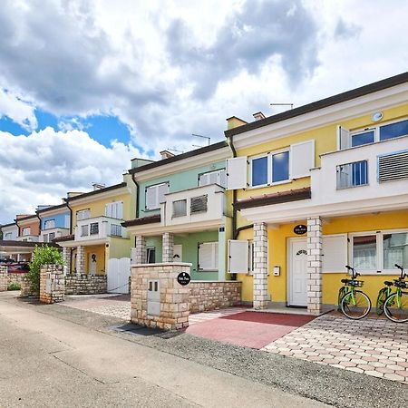 Villa Perla Umag Extérieur photo